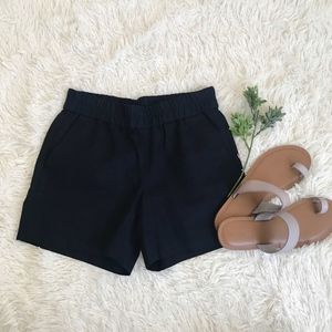 ◦ J.CREW ◦ Navy blue elastic shorts